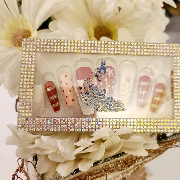 New boutique Santa Claus Holiday Faux |Fake Nail adhesive tab Press ons - Picture 11 of 13